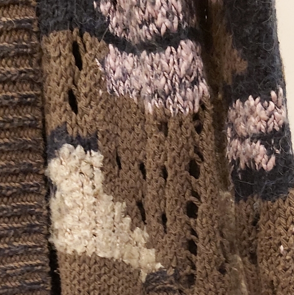 Sleeping on Snow cardigan - Picture 11 of 11